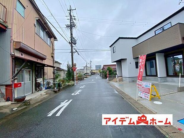 北側道路 いつでも現地ご案内いたします♪
