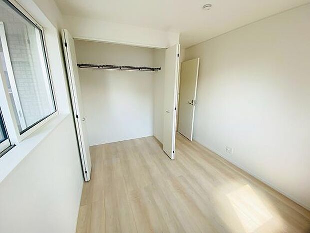 クローゼット 全居室収納スペースあり荷物が多くても十分に収まります。