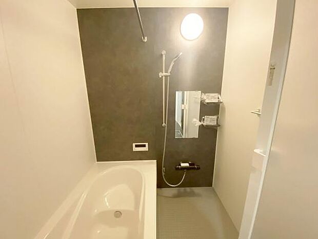 浴室 広々1坪のお風呂でほっとひといき!1日の疲れを我が家で癒しましょう