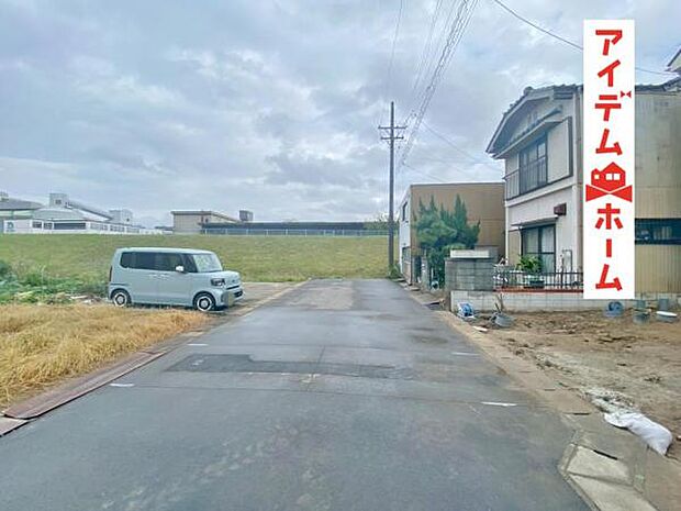 前面道路 いつでも現地ご案内いたします♪ お気軽にお問合せください