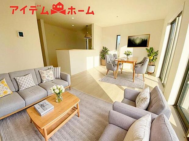 リビング 本画像はCGで作成されており、実際に現地に家具は置かれておりません。 