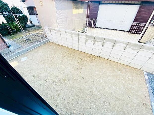 庭 ガーデニングも楽しめる南庭つき 