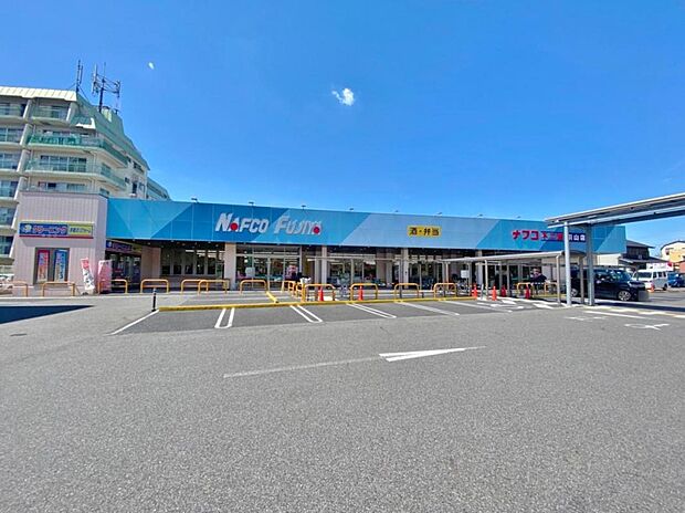 ナフコ不二屋 引山店(670m)