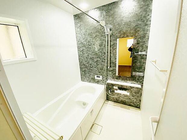 浴室 広々1坪のお風呂でほっとひといき!1日の疲れを我が家で癒しましょう