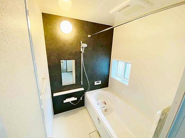 浴室 広々1坪のお風呂でほっとひといき!1日の疲れを我が家で癒しましょう