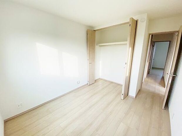 クローゼット 大切な衣類を収納できる大型クローゼット