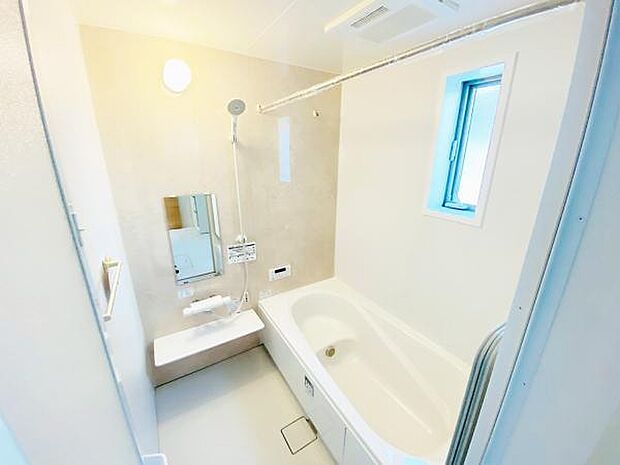 浴室 広々1坪のお風呂でほっとひといき!1日の疲れを我が家で癒しましょう