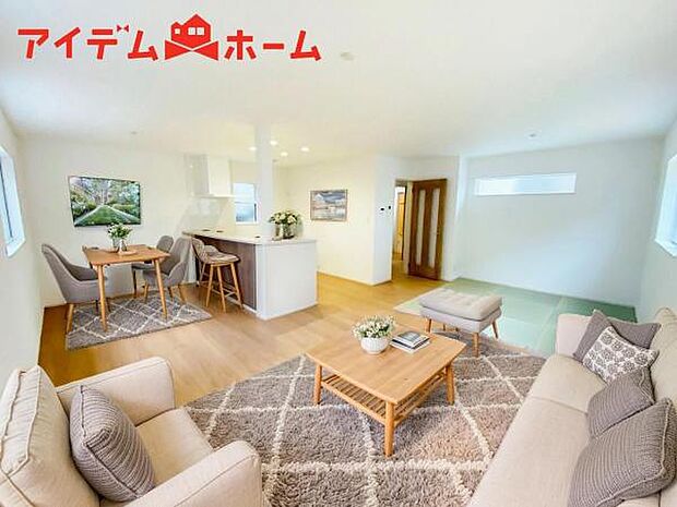 リビング 本画像はCGで作成されており、実際に現地に家具は置かれておりません。