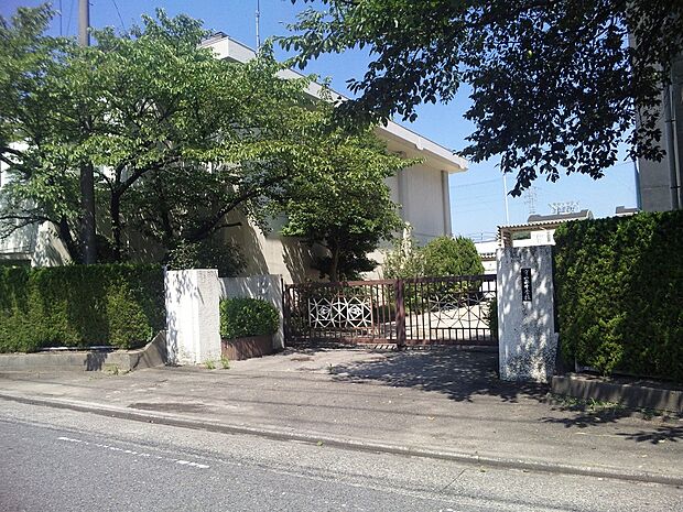 名古屋市立守山西中学校（2470m）