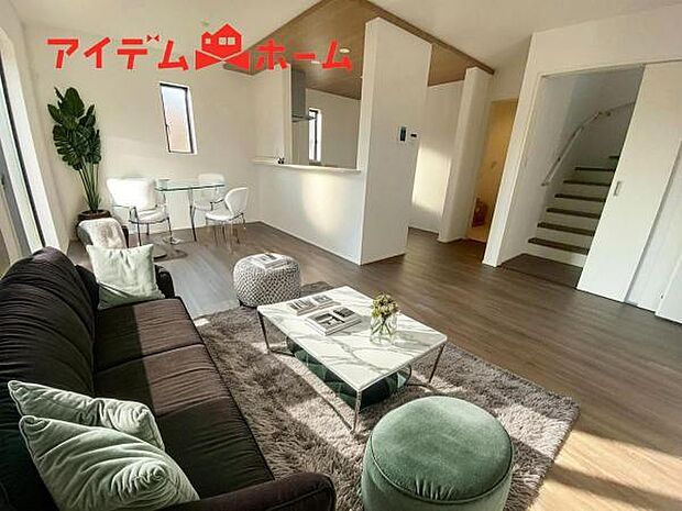 リビング 本画像はCGで作成されており、実際に現地に家具は置かれておりません。