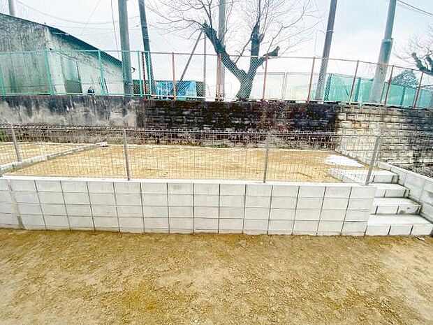 庭 ガーデニングも楽しめる南庭つき 