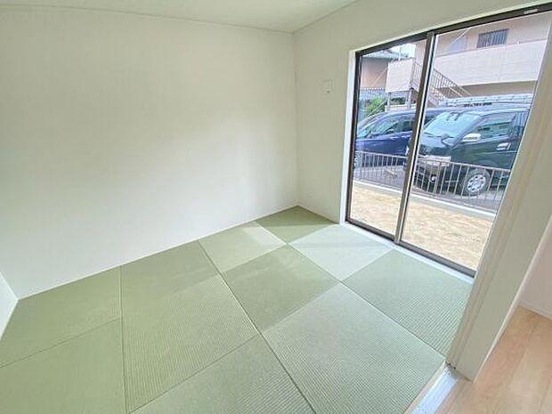 リビング隣接のため、お子様のお昼寝などにも最適です 