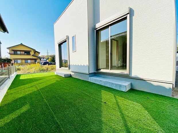 庭(2025年11月)撮影