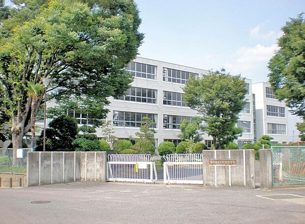 春日井市立松原中学校（640m）