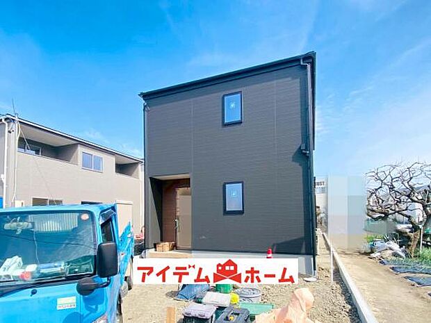 現地(2025年8月)撮影 3号棟 休日、平日問わずお気軽にお問合せくださいませ。