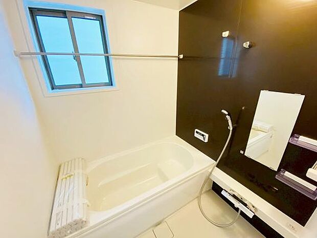 浴室 広々1坪のお風呂でほっとひといき!1日の疲れを我が家で癒しましょう