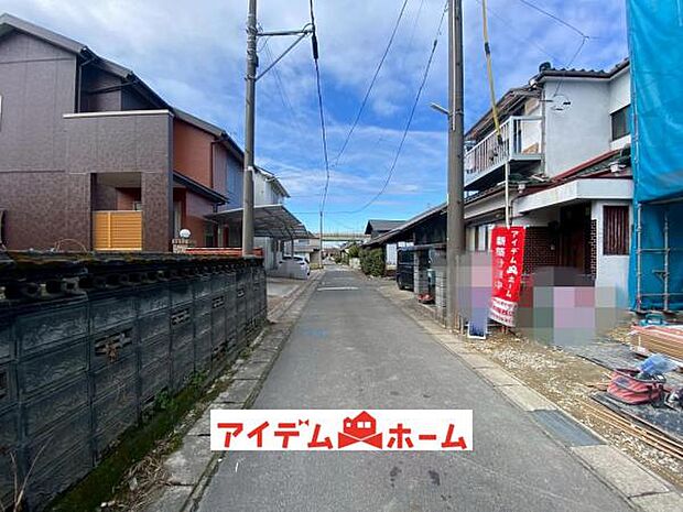 前面道路 平日・土日問わずご案内致します!お気軽にお問合わせ下さい♪