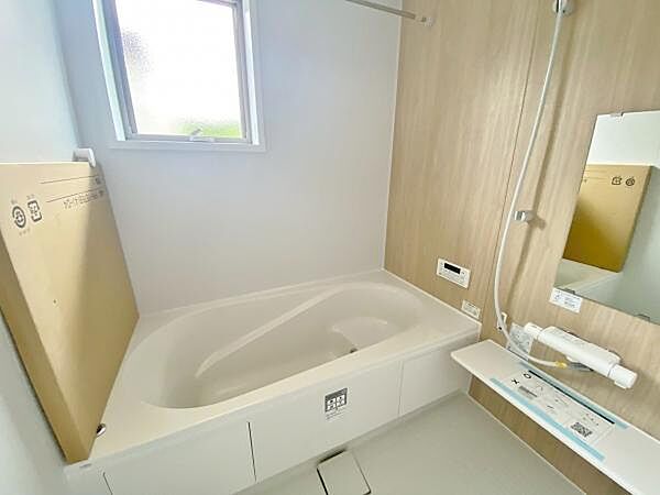 浴室 広々1坪のお風呂でほっとひといき！1日の疲れを我が家で癒しましょう