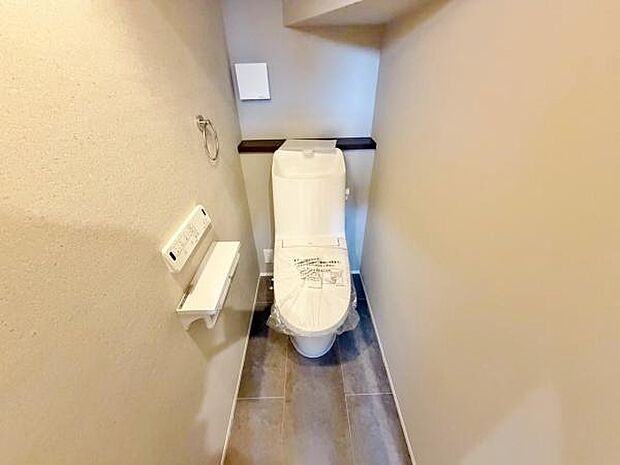 トイレ 快適な温水洗浄便座付き