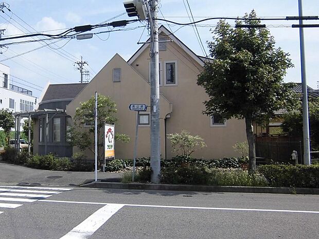 たかやまこどもクリニック(740m)