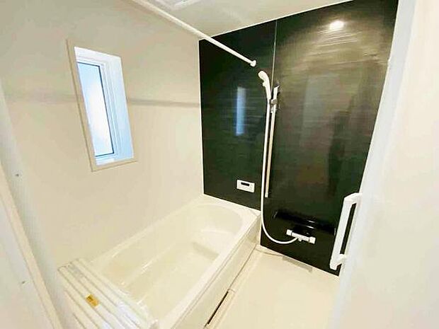 浴室 広々1坪のお風呂でほっとひといき!1日の疲れを我が家で癒しましょう