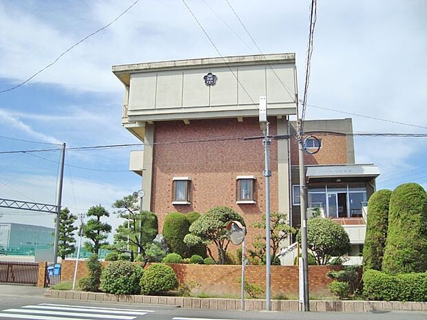北名古屋市立天神中学校（1916m）