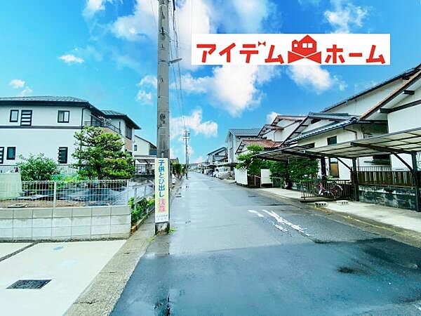 西側道路 いつでも現地ご案内いたします♪ お気軽にお問合せください！