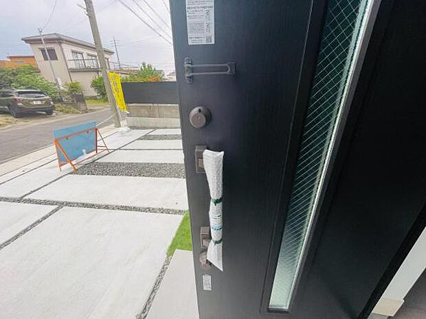 ピッキングなどでの住居への侵入等を防止するのに役立つダブルロック♪
