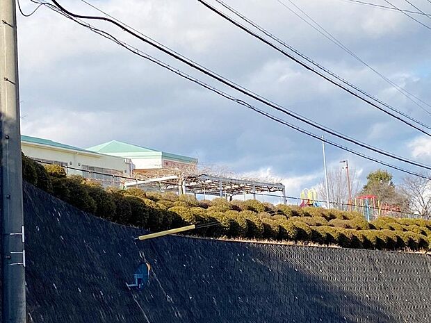 ひめ幼稚園(892m)