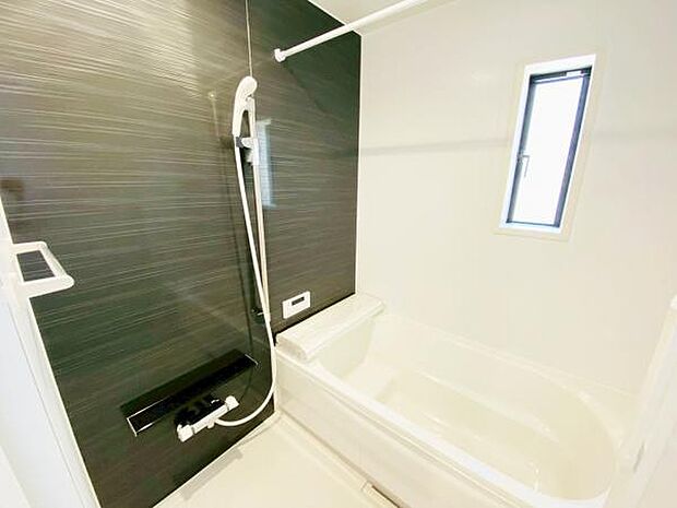 浴室 広々1坪のお風呂でほっとひといき!1日の疲れを我が家で癒しましょう