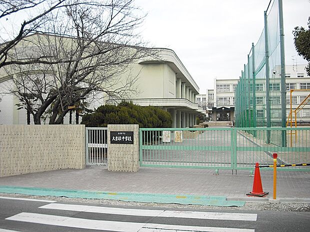 名古屋市立大曽根中学校(800m)