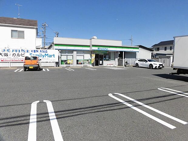 ファミリーマート 春日井八田町2丁目店(700m)