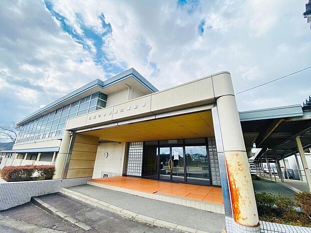 御嵩町立向陽中学校(2060m)