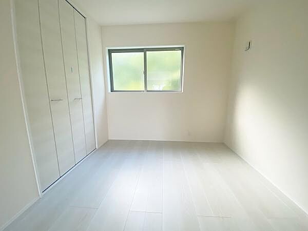 寝室を拡大表示