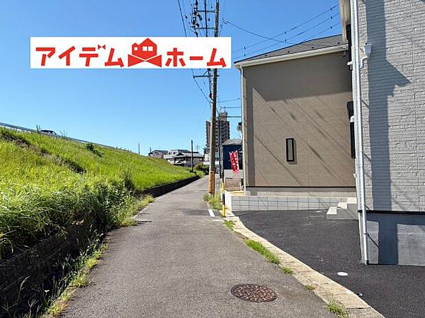 南側道路 いつでも現地ご案内いたします♪ お気軽にお問合せください!
