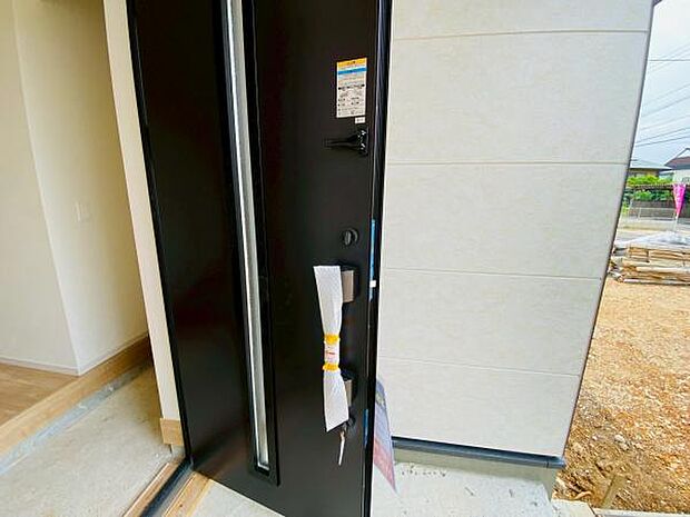 ピッキングなどでの住居への侵入等を防止するのに役立つダブルロック♪