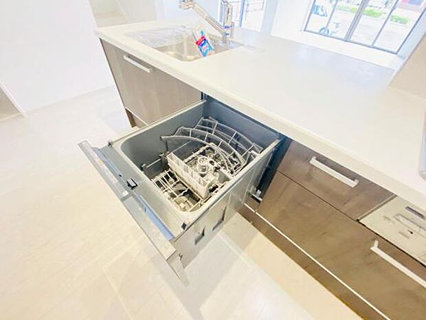 手間・時間をかけず、効率よく食器類を洗浄♪家事の時間を大幅に短縮出来ます!