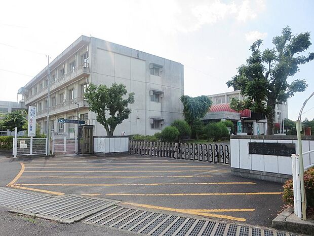 可児市立南帷子小学校(2100m)