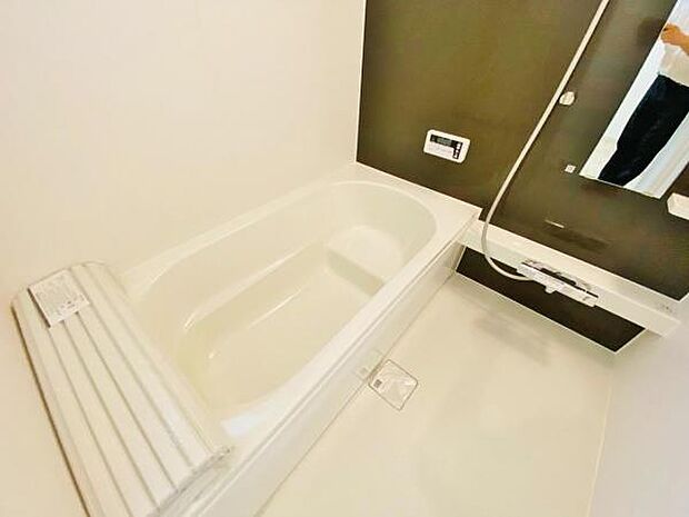 浴室 広々1坪のお風呂でほっとひといき！1日の疲れを我が家で癒しましょう