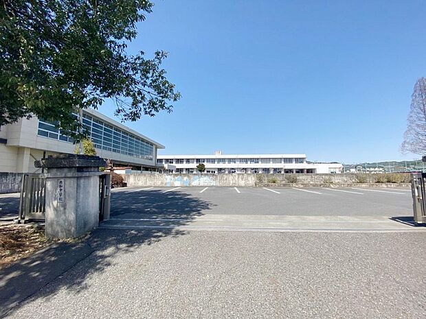 可児市御嵩町中学校組合立共和中学校(1950m)