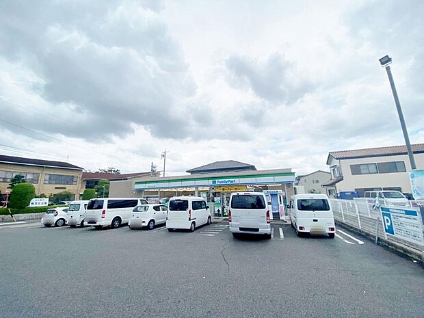 ファミリーマート 楠あじま三丁目店（600m）