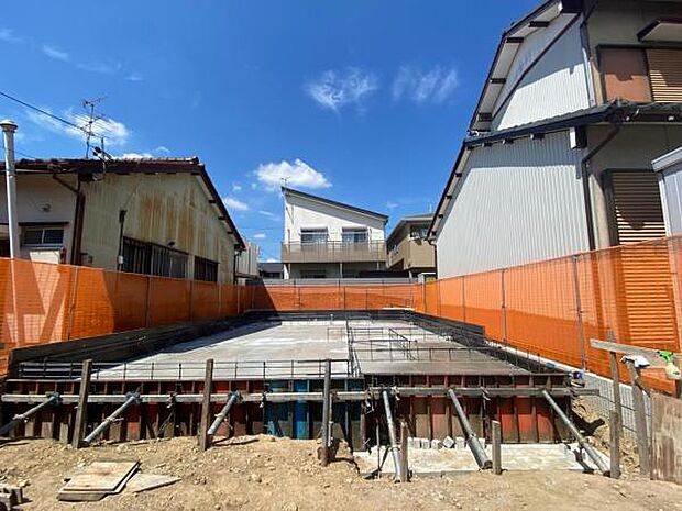 1号棟　外観写真 平日・土日問わずご案内致します！お気軽にお問合わせ下さい♪ 