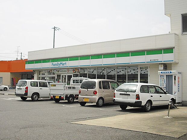 ファミリーマート 春日井篠木店(880m)