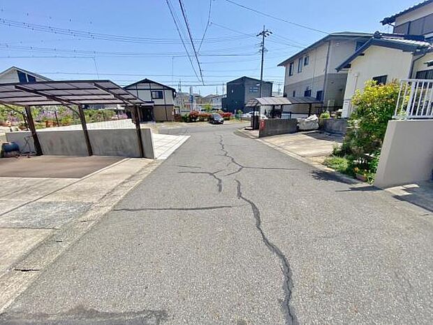 〇●前面道路(撮影2024年4月)●〇 堂々完成即入居可　　　　　　　　　　　　 アイデムホーム南店は緑区役所から徒歩2分 水曜日も営業しております　　　　　 