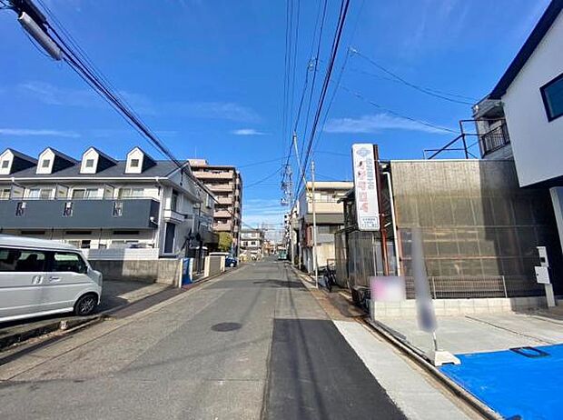 〇●前面道路(撮影2024年3月)●〇 堂々完成即入居可　　　　　　　　　　　　 アイデムホーム南店は緑区役所から徒歩2分 水曜日も営業しております　　　　　 