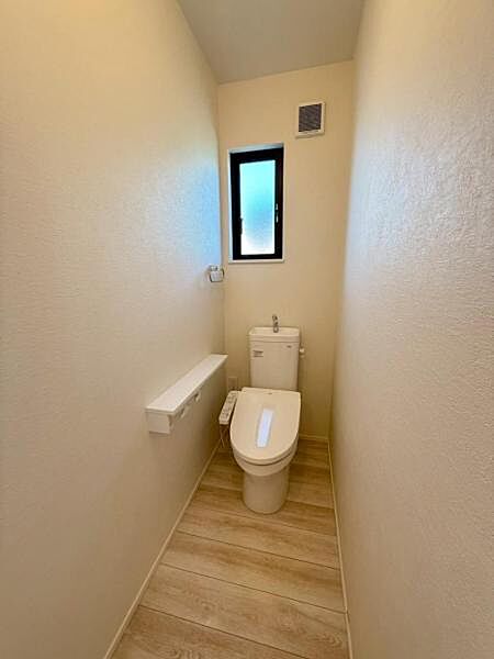 トイレを拡大表示