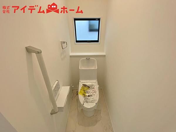 温水での洗浄機能がついておりますので、 清潔かつ衛生面も安心です。