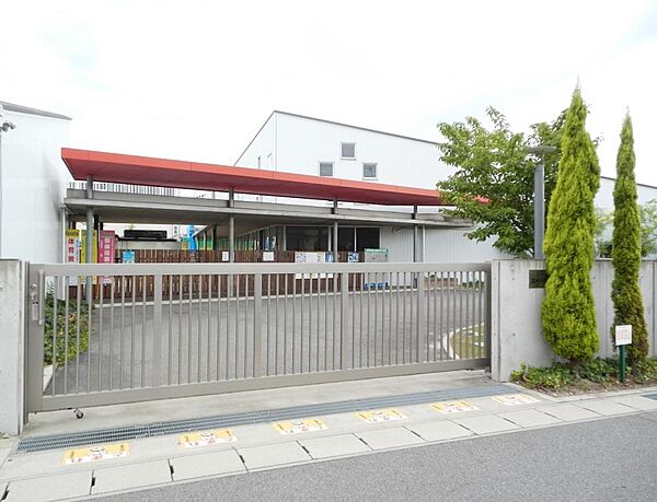 愛知学泉大学附属桜井幼稚園（2200m）