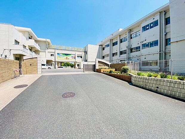 みよし市立天王小学校（440m）