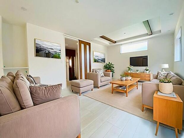 1号棟(2025年10月)撮影 ※本画像はCGで作成しており、実際に家具は置かれておりません。